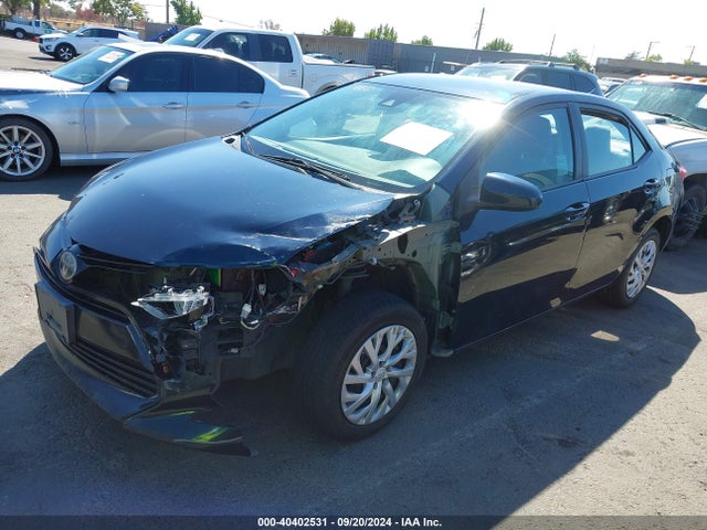 Toyota COROLLA LE 2017 5YFBURHE2HP697013 Image 2