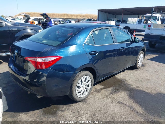 Toyota COROLLA LE 2017 5YFBURHE2HP697013 Image 4
