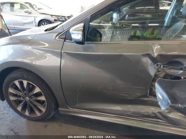 3N1CB7APXJY210496 Nissan Sentra Sr Turbo