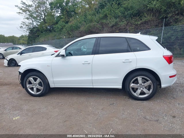 2012 Audi Q5 3.2 Premium Plus მანქანა იყიდება აუქციონზე, vin: WA1DKAFP7CA068178, აუქციონის ნომერი: 40402603