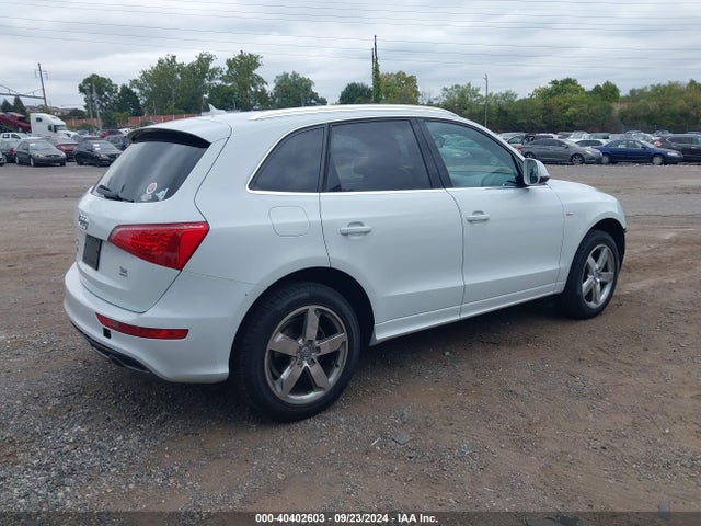 2012 Audi Q5 3.2 Premium Plus მანქანა იყიდება აუქციონზე, vin: WA1DKAFP7CA068178, აუქციონის ნომერი: 40402603