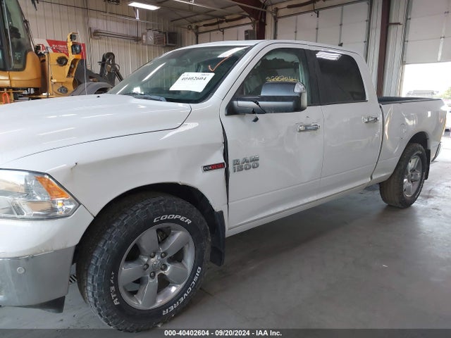 1C6RR7TM4JS231646 RAM 1500 Big Horn  4x4 6'4 Box
