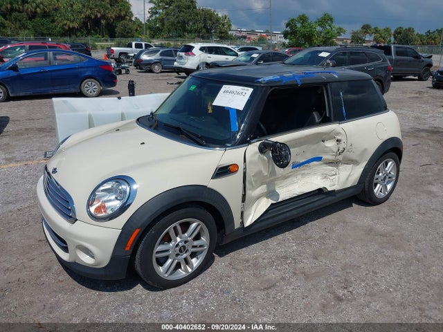 2012 MINI COOPER WMWSU3C54CT257331 Photo 1