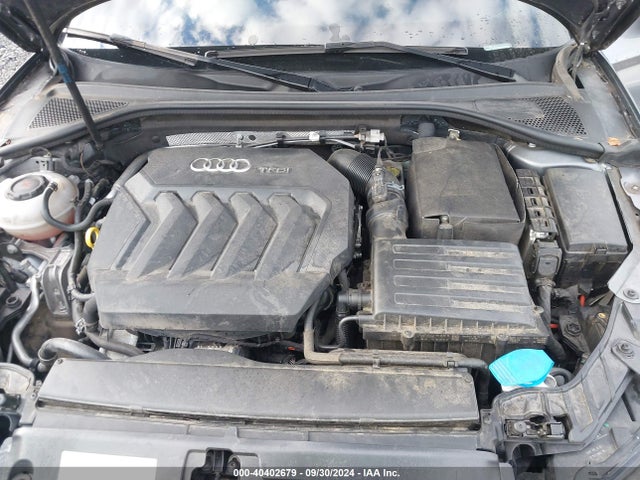 Audi A3 PREMIUM 2018 WAUAUGFF0J1089865 Image 10