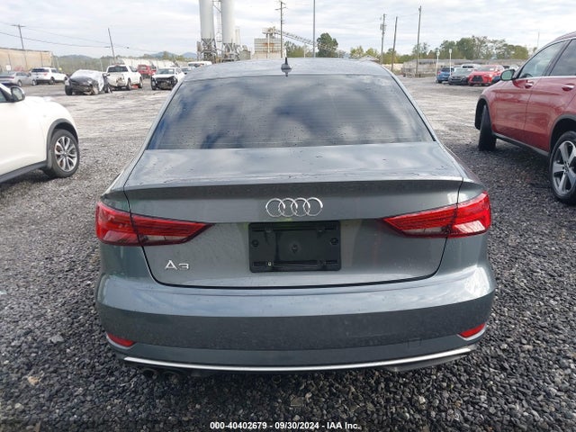 Audi A3 PREMIUM 2018 WAUAUGFF0J1089865 Image 16