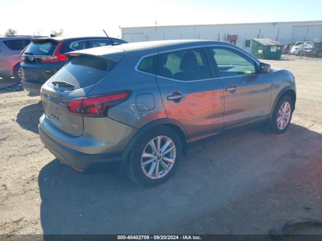 JN1BJ1CR9KW350042 Nissan Rogue Sport S