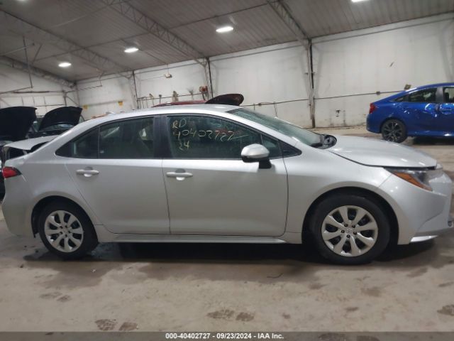 5YFB4MDE7RP189579 Toyota COROLLA LE