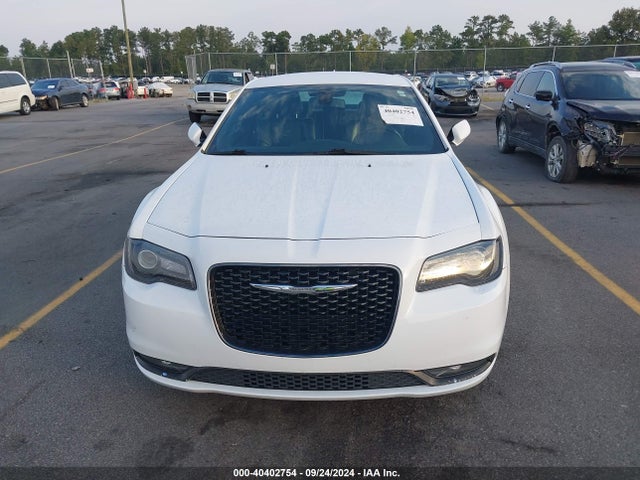 2C3CCABG6KH635053 Chrysler 300 300s