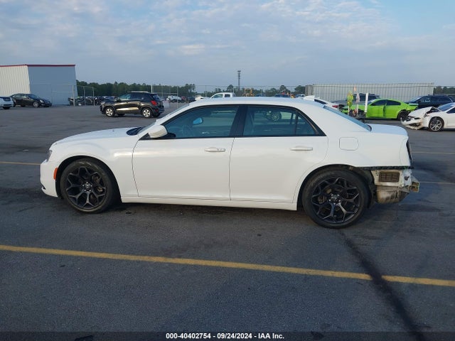2C3CCABG6KH635053 Chrysler 300 300s