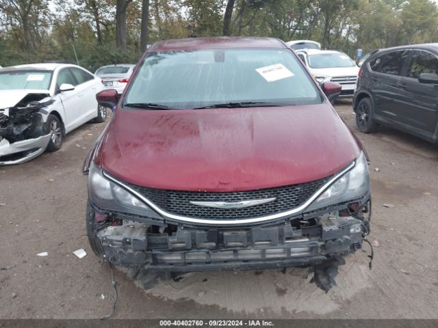 2C4RC1DG8HR508889 Chrysler Pacifica Touring