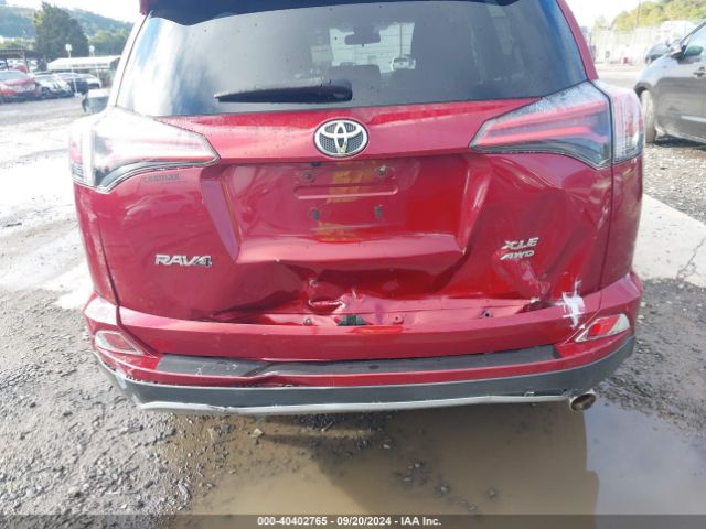 2T3RFREV5JW838861 Toyota Rav4 Xle