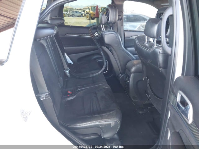 1C4RJFDJ7GC324792 Jeep Grand Cherokee Srt