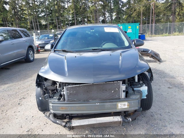 Chevrolet Sonic Premier 2018 1G1JF5SB7J4139916 Image 13