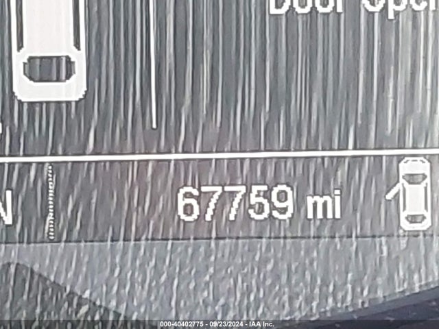 Chevrolet Sonic Premier 2018 1G1JF5SB7J4139916 Image 16
