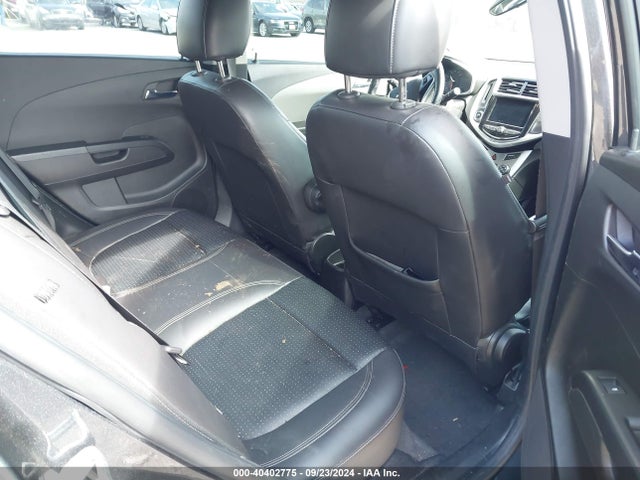 Chevrolet Sonic Premier 2018 1G1JF5SB7J4139916 Image 8