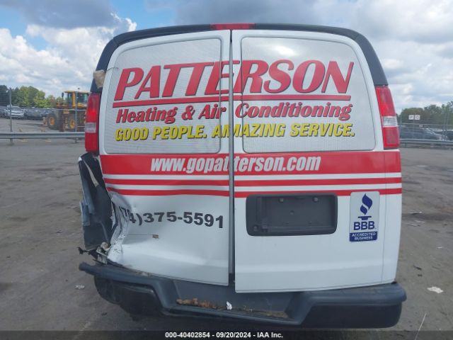 1GCWGAFP8N1281210 Chevrolet Express Cargo Rwd 2500 Regular Wheelbase Wt