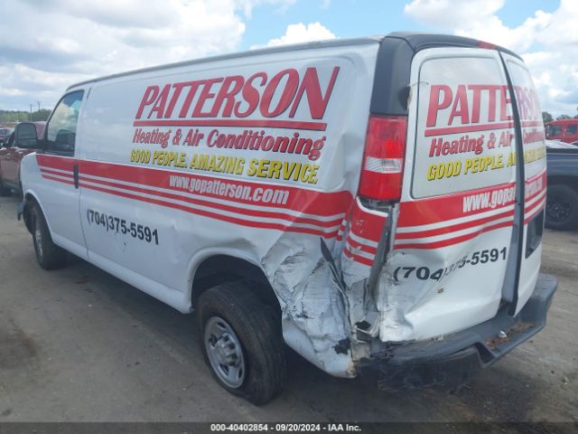 1GCWGAFP8N1281210 Chevrolet Express Cargo Rwd 2500 Regular Wheelbase Wt