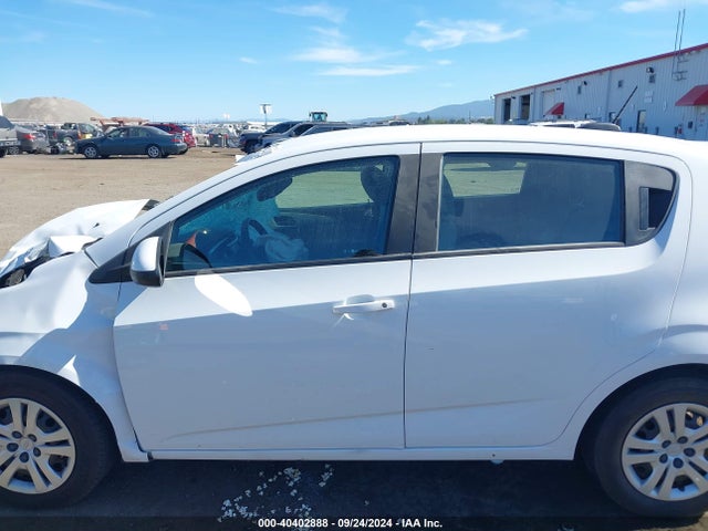 Chevrolet Sonic Lt Auto 2018 1G1JG6SH0J4105498 Image 15