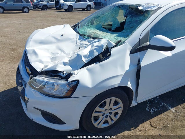 Chevrolet Sonic Lt Auto 2018 1G1JG6SH0J4105498 Image 6