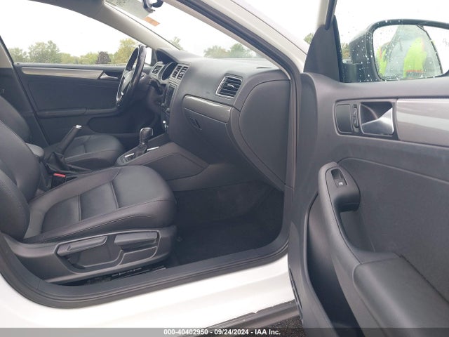 3VWDB7AJ6HM308601 Volkswagen Jetta 1.4t Se