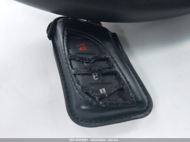 58ADA1C14NU024492 Lexus ES 300H