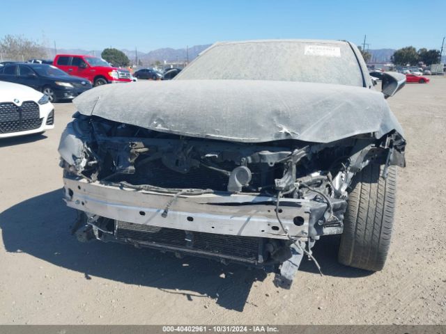 58ADA1C14NU024492 Lexus ES 300H