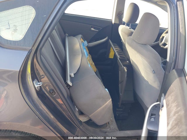 Toyota Prius Three 2014 JTDKN3DU7E1823535 Image 8