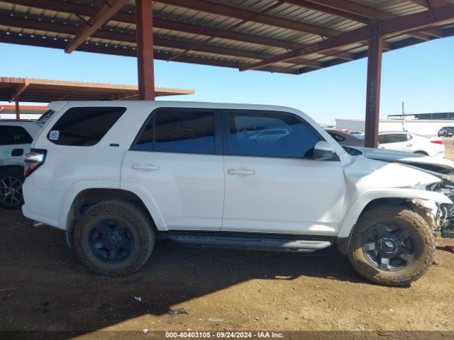 JTEBU5JR2G5322381 Toyota 4RUNNER SR5