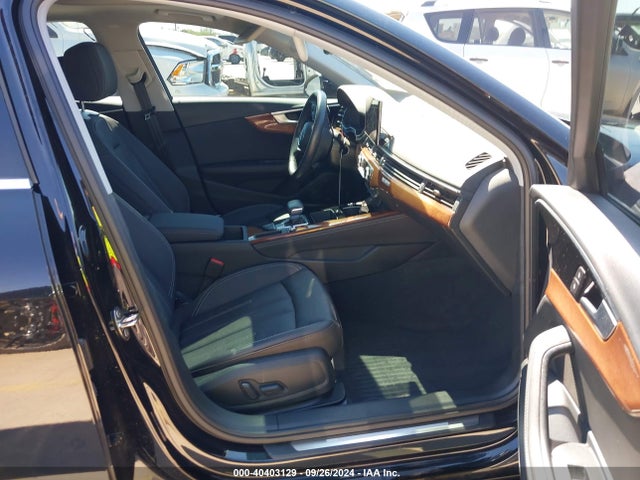 WAUBBAF4XNA024372 Audi A4 Premium Plus 40 Tfsi Quattro S Tronic
