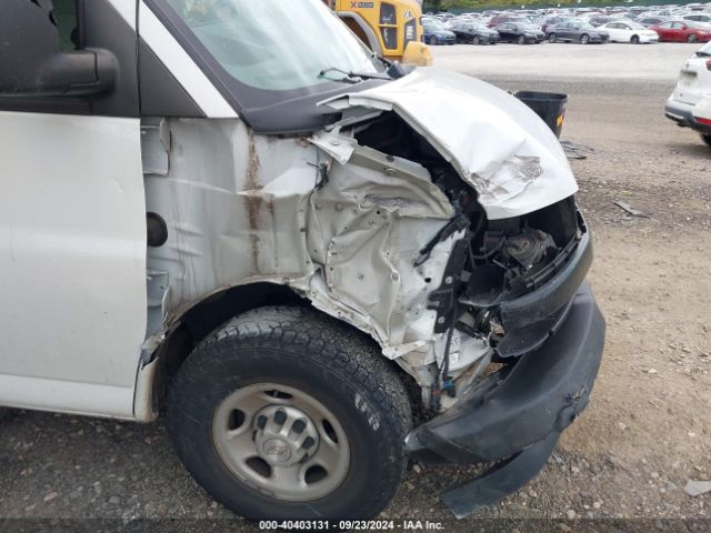 1GCWGAFG3J1338519 Chevrolet Express 2500 Work Van