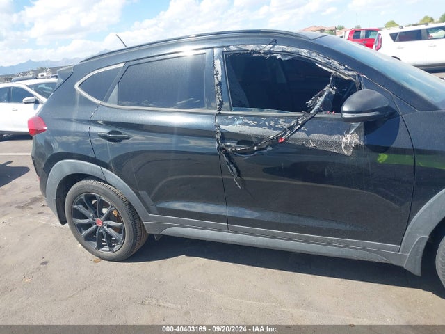 Hyundai Tucson Night 2017 KM8J33A2XHU530814 Image 13
