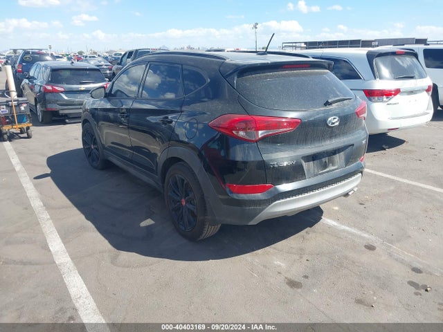 Hyundai Tucson Night 2017 KM8J33A2XHU530814 Image 3