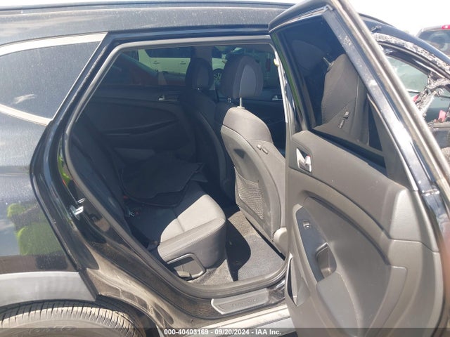Hyundai Tucson Night 2017 KM8J33A2XHU530814 Image 8