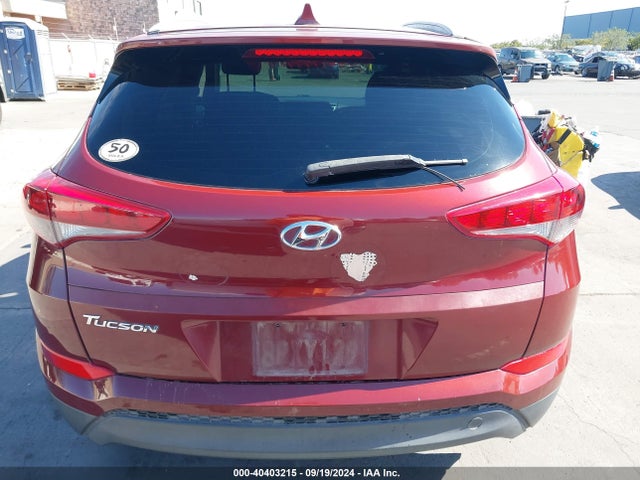 KM8J33A45JU767511 Hyundai TUCSON SEL