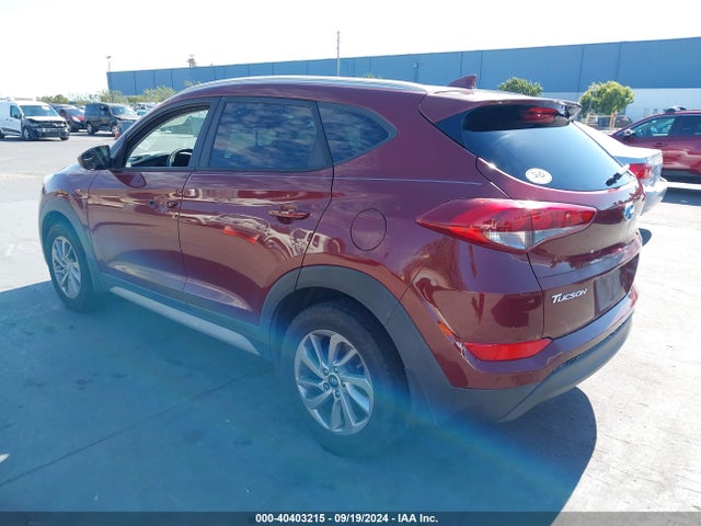 KM8J33A45JU767511 Hyundai TUCSON SEL