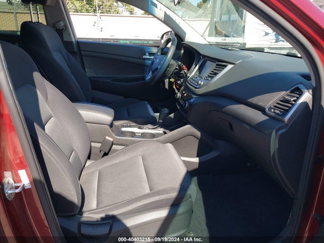 KM8J33A45JU767511 Hyundai TUCSON SEL