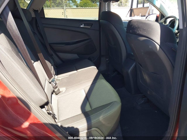 KM8J33A45JU767511 Hyundai TUCSON SEL