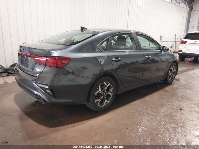 KIA Forte Lxs 2019 3KPF24AD1KE061431 Image 4