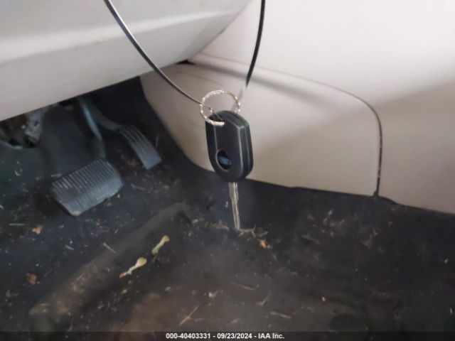 1FADP3F27GL381447 Ford FOCUS SE