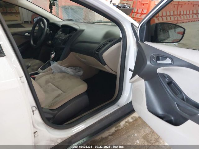 1FADP3F27GL381447 Ford FOCUS SE