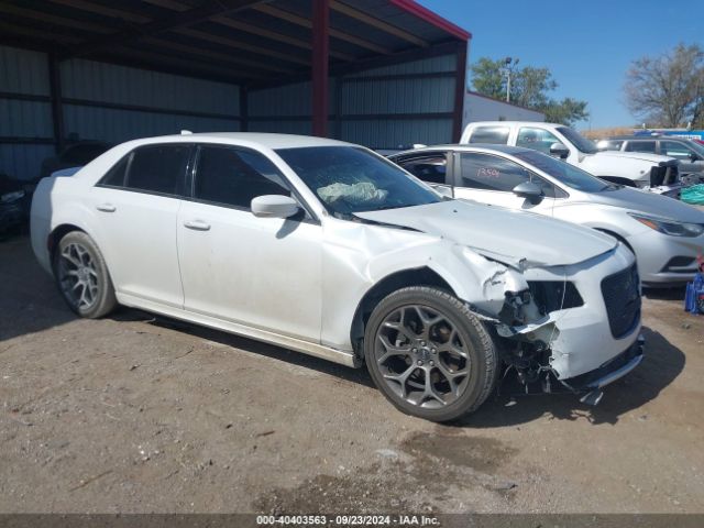 Chrysler 300 2015 2C3CCABT3FH501104 Image 1
