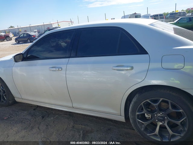 Chrysler 300 2015 2C3CCABT3FH501104 Image 14
