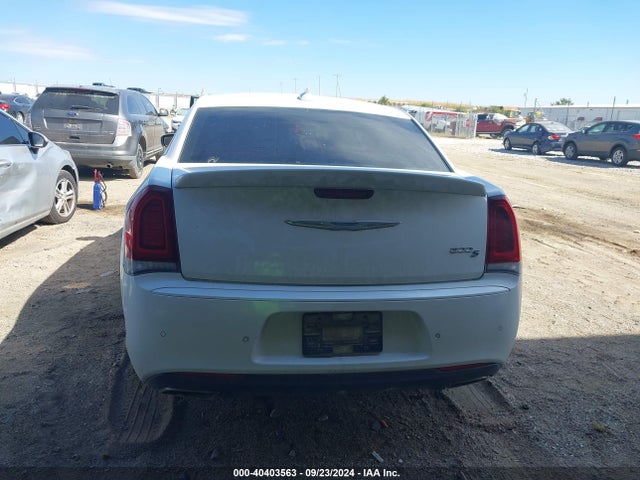 Chrysler 300 2015 2C3CCABT3FH501104 Image 16