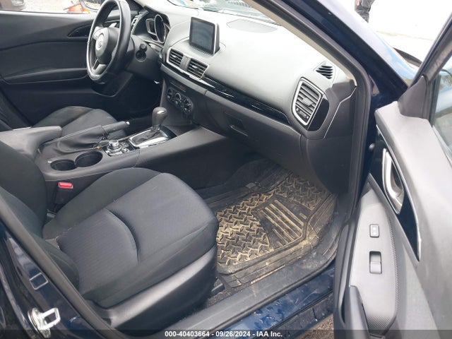 JM1BM1J70G1310913 Mazda Mazda3 I Sport