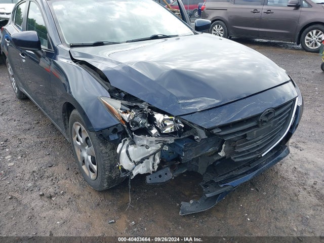JM1BM1J70G1310913 Mazda Mazda3 I Sport