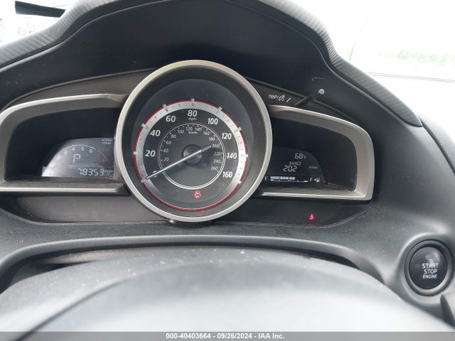 JM1BM1J70G1310913 Mazda Mazda3 I Sport