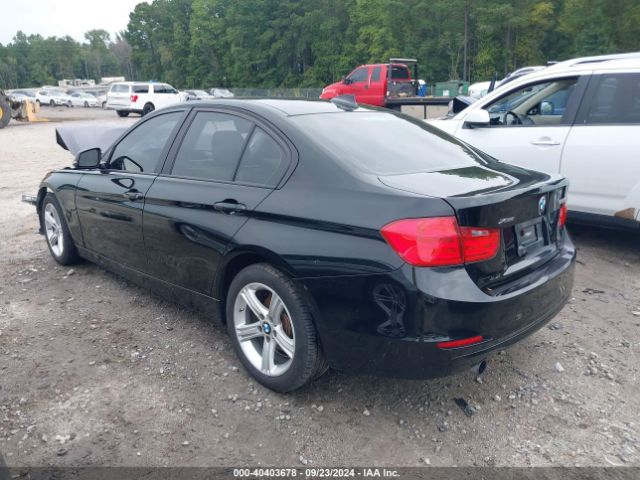 WBA3C3C57EF983886 BMW 320i Xdrive