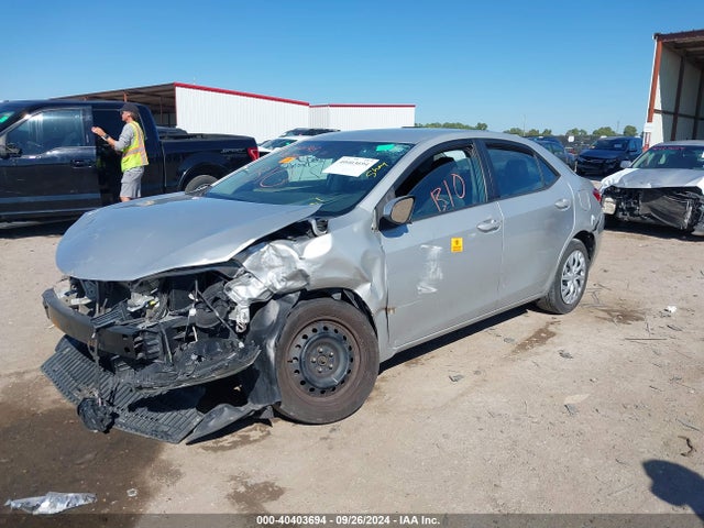 Toyota COROLLA LE 2019 5YFBURHE8KP910148 Image 2