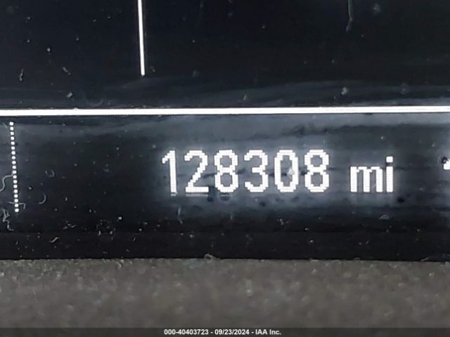 1GKKNKLA7HZ241740 GMC Acadia Sle-1