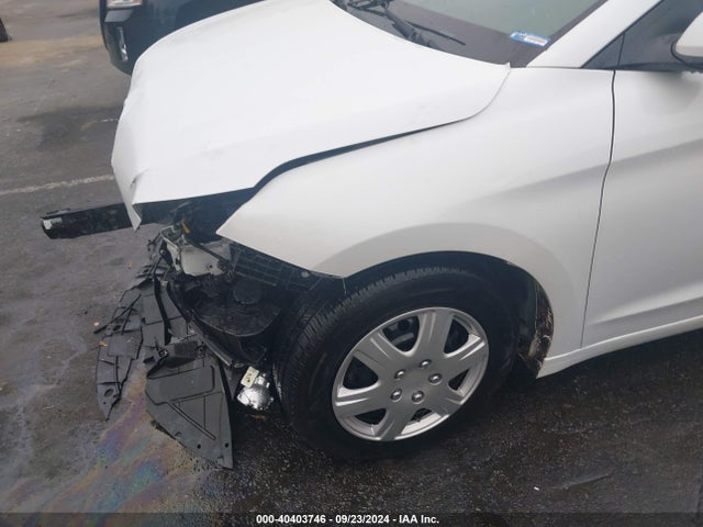 Hyundai ELANTRA SE 2020 5NPD74LF4LH600418 Image 19